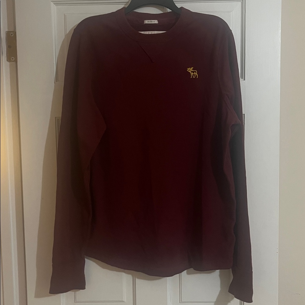 Nice men’s Abercrombie long sleeve top